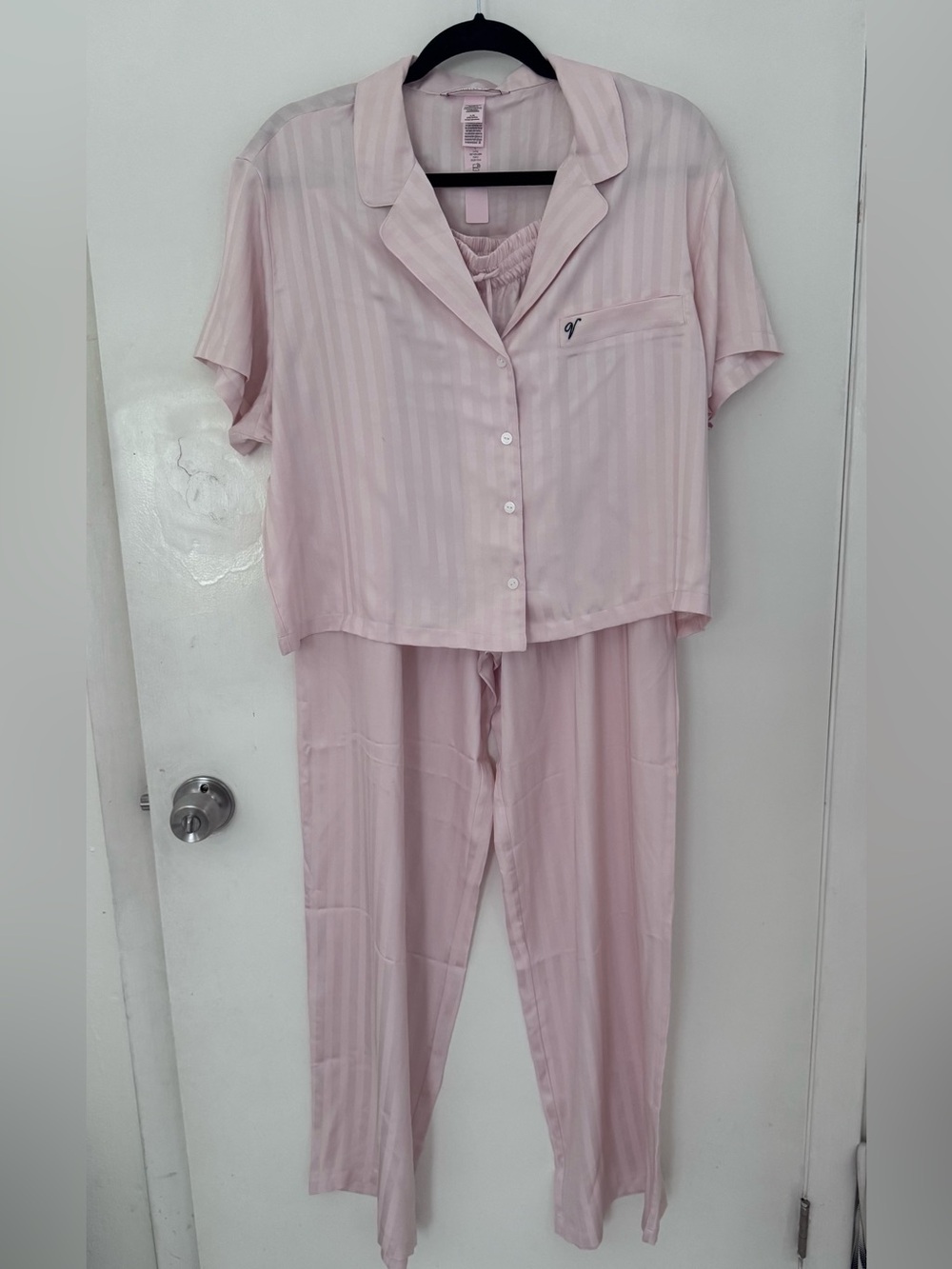 Victoria's Secret Light Pink Striped Short-Sleeve Pajama Set L - Picture 2 of 16